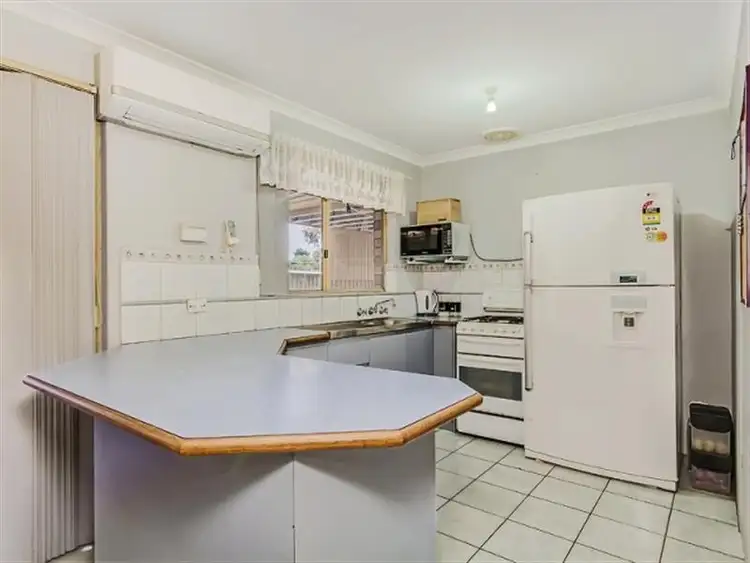 Sixth view of Homely house listing, 4 Devitt Grove, Parmelia WA 6167