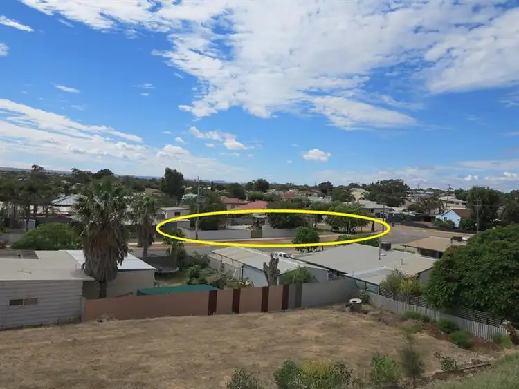 Second view of Homely house listing, 1 Critch Place, Wonthella WA 6530