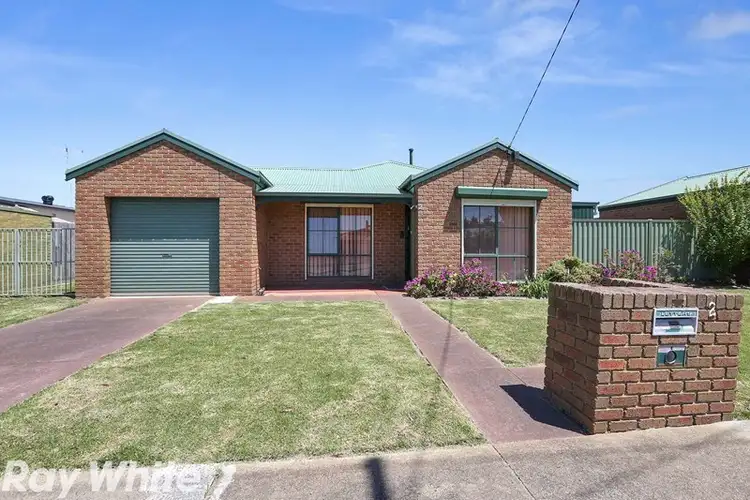 2 Ainslie Avenue, Grovedale VIC 3216