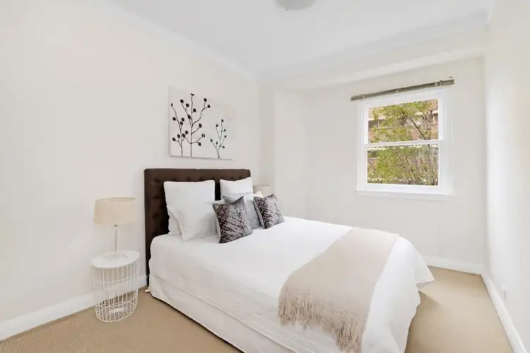 Second view of Homely apartment listing, 25/3 Ward Avenue, Potts Point NSW 2011