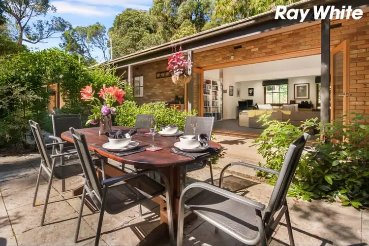 31 First Avenue, Cockatoo VIC 3781