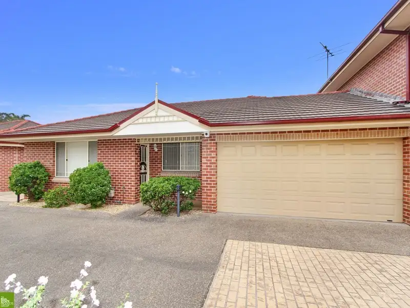 Main view of Homely villa listing, 2/21-23 Daisy Street, Fairy Meadow NSW 2519