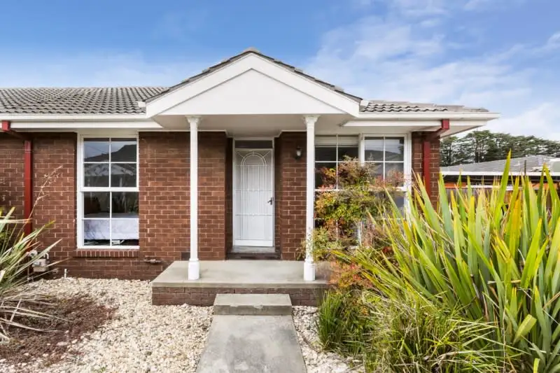 Main view of Homely unit listing, 2/10 Hilltop Avenue, Clayton VIC 3168