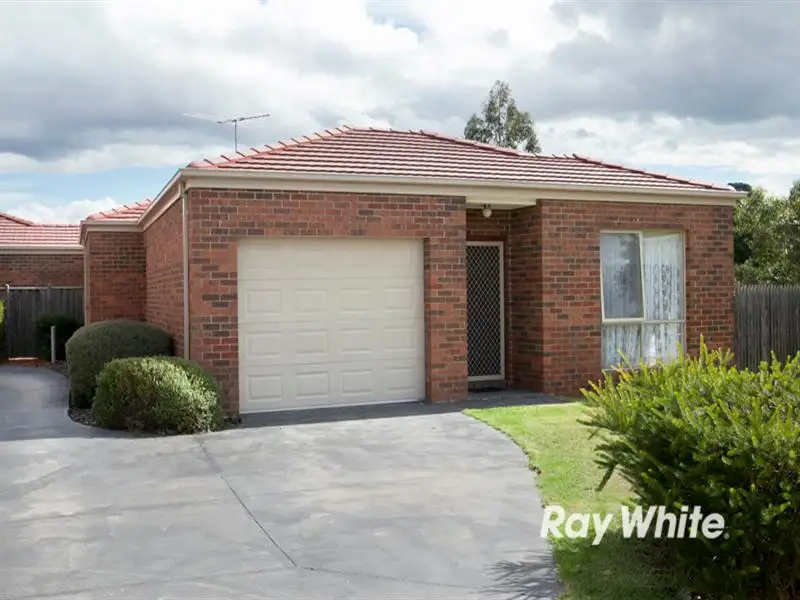 Main view of Homely house listing, 2/10 Raymond Street, Somerville VIC 3912