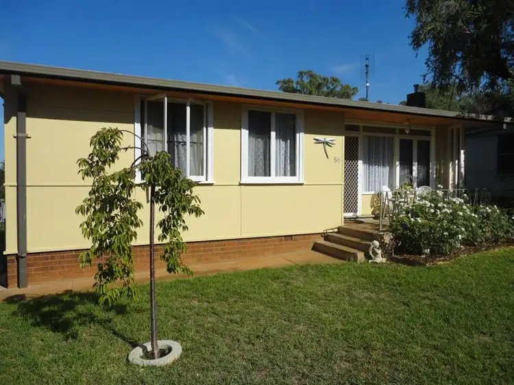 56 Jellicoe Street, Temora NSW 2666