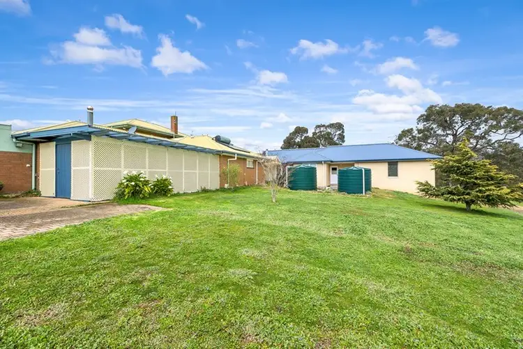 Sixth view of Homely house listing, 70 Woodside Court, Eden Park VIC 3757