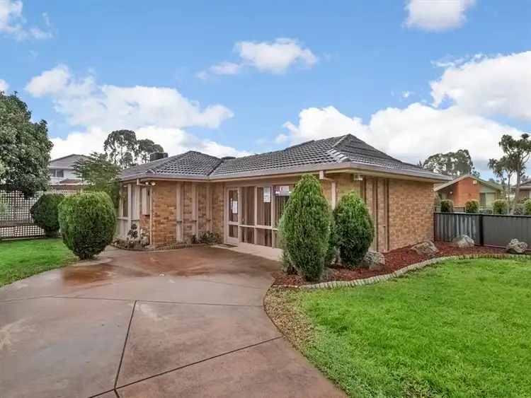 2 Golden Grove, Mill Park VIC 3082