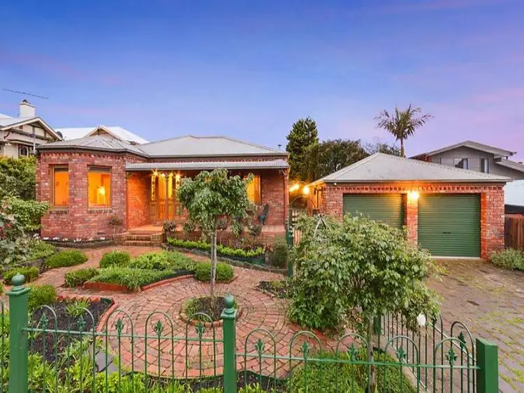 186 Mt Pleasant Road, Highton VIC 3216