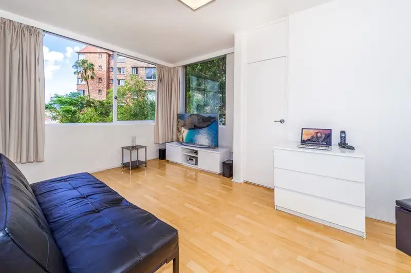 Main view of Homely studio listing, 10/4 Barncleuth Square, Elizabeth Bay NSW 2011