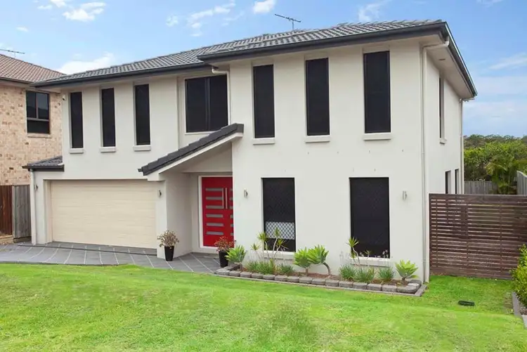 37 Taylor Place, Mackenzie QLD 4156