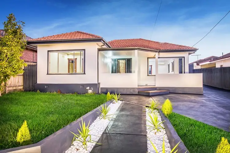 2/15 Delaware Street, Reservoir VIC 3073