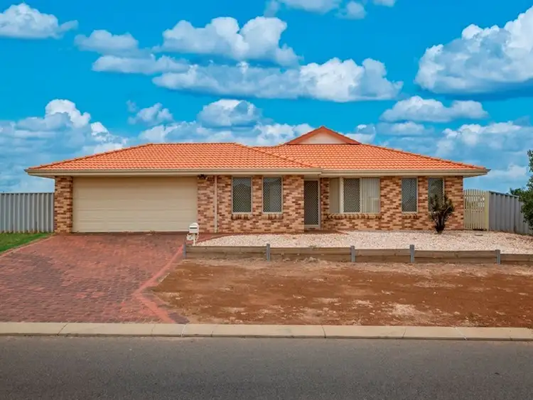 2 Ego Creek Loop, Waggrakine WA 6530