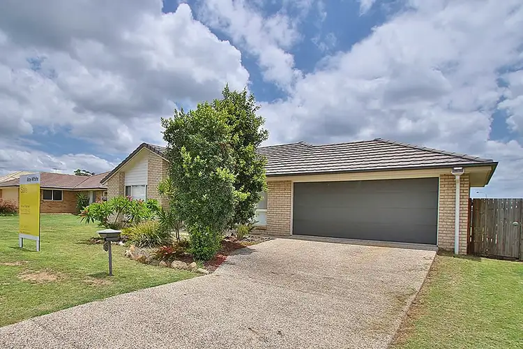 12 McInnes Street, Lowood QLD 4311