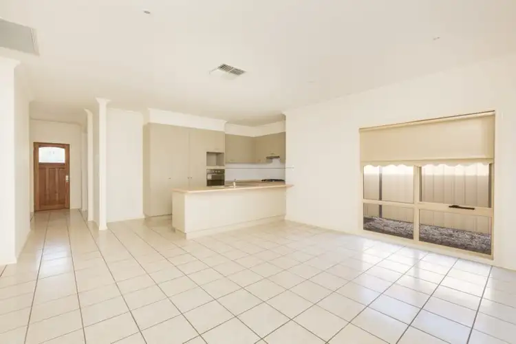 Fifth view of Homely townhouse listing, 391 Eleventh Street, Mildura VIC 3500