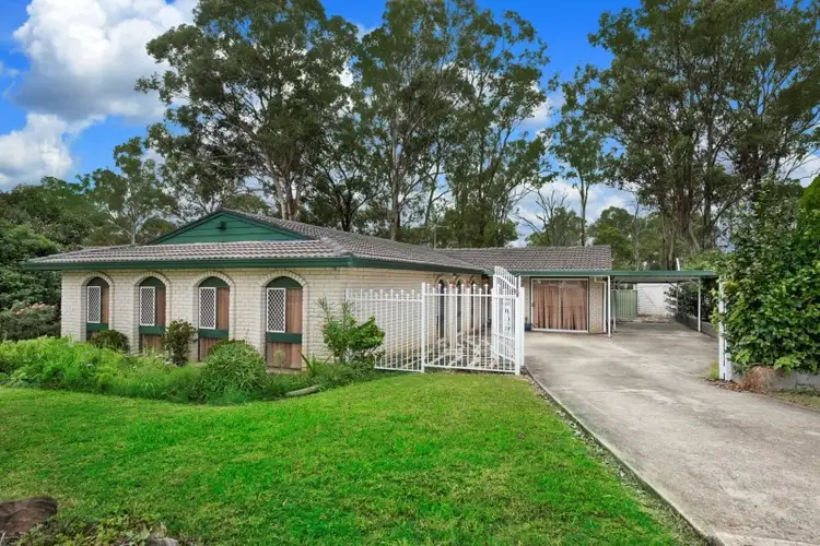 28 Popondetta Place, Glenfield NSW 2167