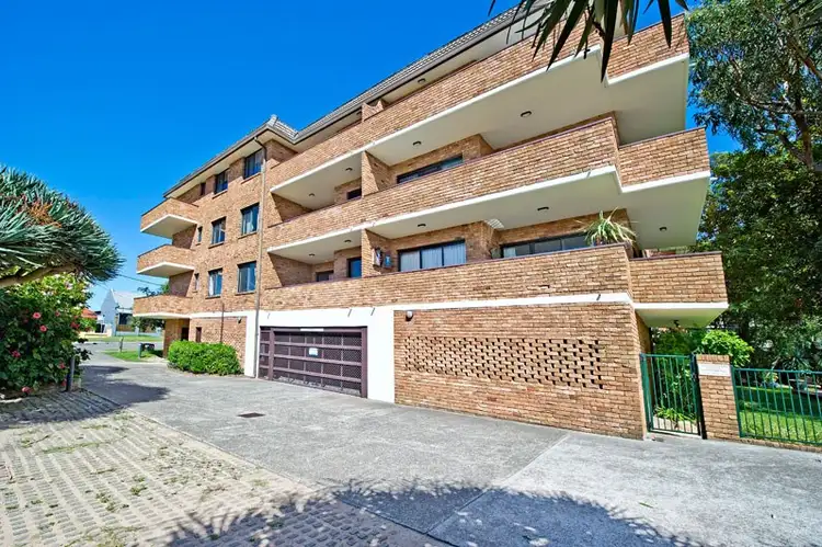 Fourth view of Homely apartment listing, 17/2-12 Andrews Avenue, Bondi Beach NSW 2026