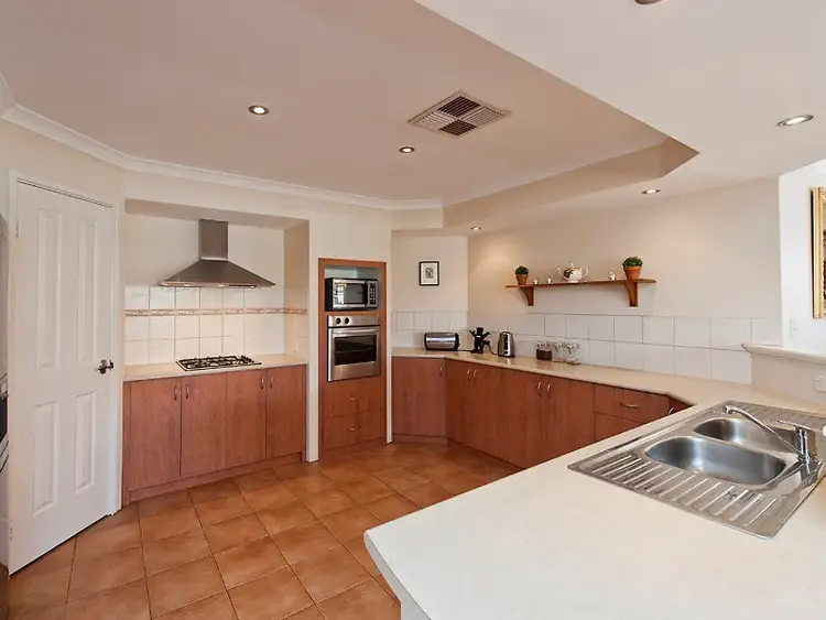 Second view of Homely house listing, 31 La Estrada Way, Port Kennedy WA 6172