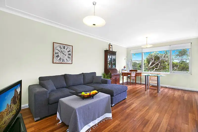 Main view of Homely unit listing, 2/10 Ray Street, Turramurra NSW 2074