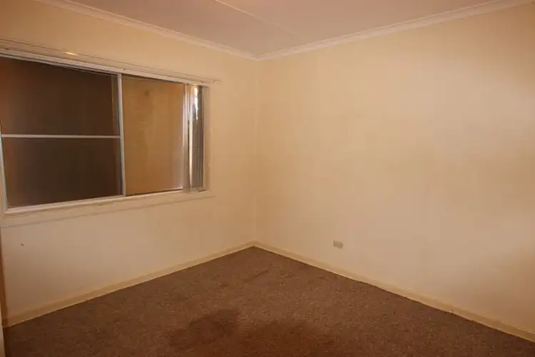Sixth view of Homely house listing, 2 Elliott Way, Bulgarra WA 6714