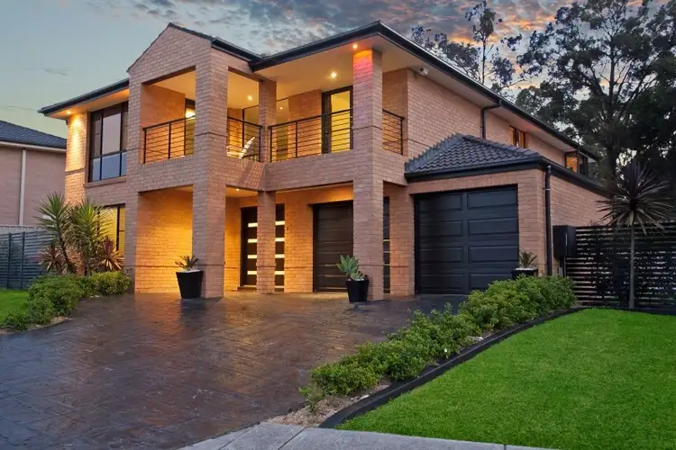 64 Worcester Drive, East Maitland NSW 2323