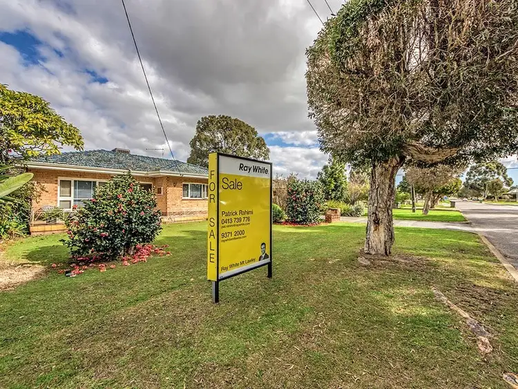 121 Anzac Terrace, Bassendean WA 6054