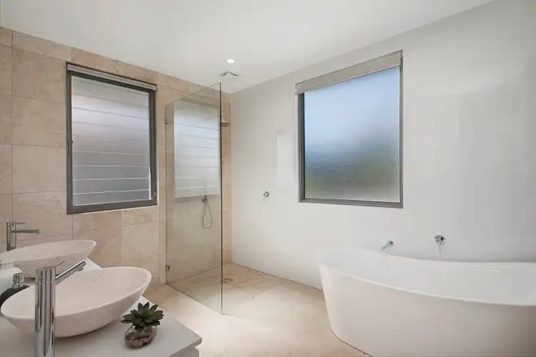 Seventh view of Homely house listing, 2 Peppermint Grove, Seaforth NSW 2092