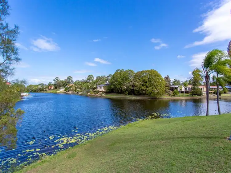 19/1 Resort Drive, Robina QLD 4226