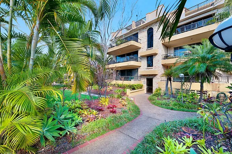 Main view of Homely apartment listing, 4/92 Stanhill Drive, Chevron Island QLD 4217