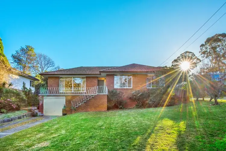 29 Hillmont Avenue, Thornleigh NSW 2120