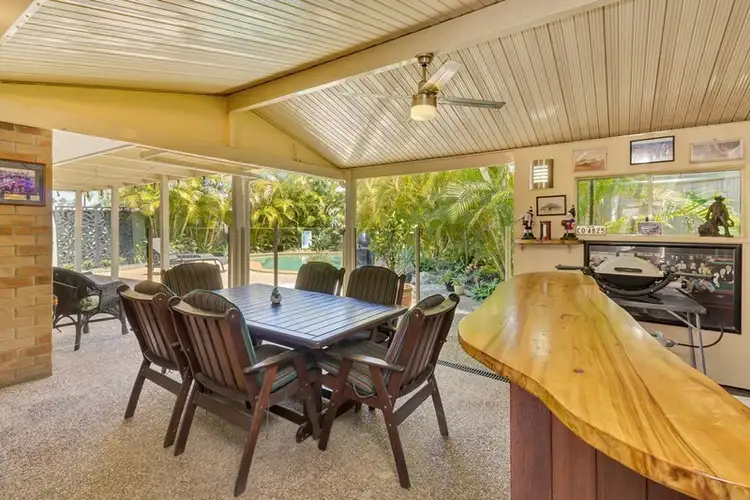 2/6 Tanias Place, Labrador QLD 4215