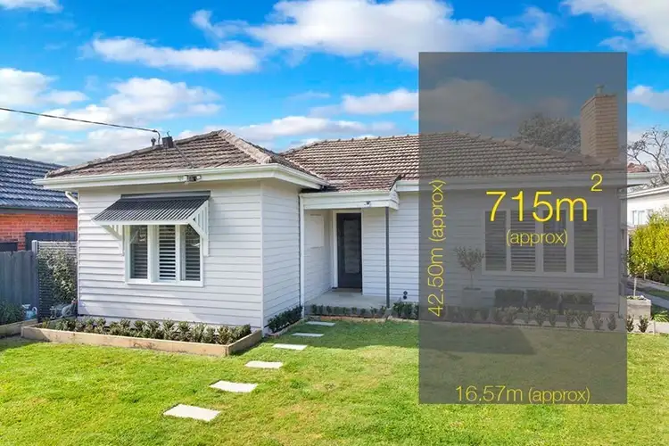 32 Kinrade Street, Hughesdale VIC 3166