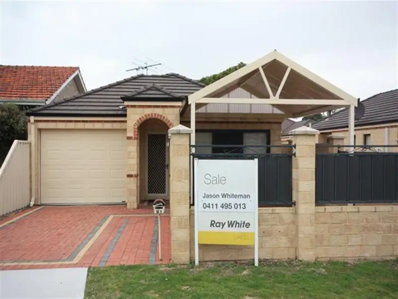 Main view of Homely house listing, 1/5 Endeavour Road, Morley WA 6062
