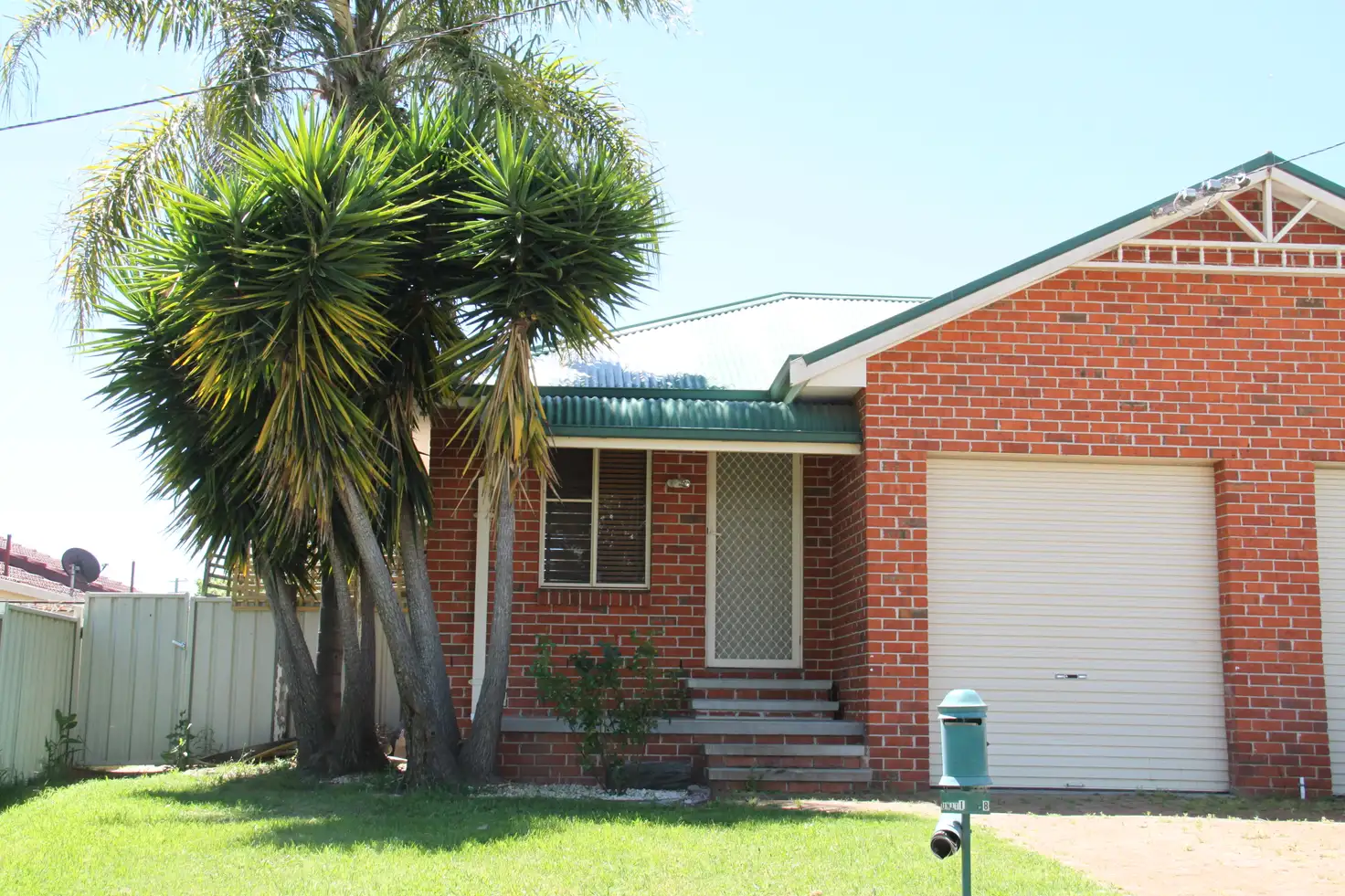 Main view of Homely unit listing, 1/8 Curlew Crescent, Tamworth NSW 2340