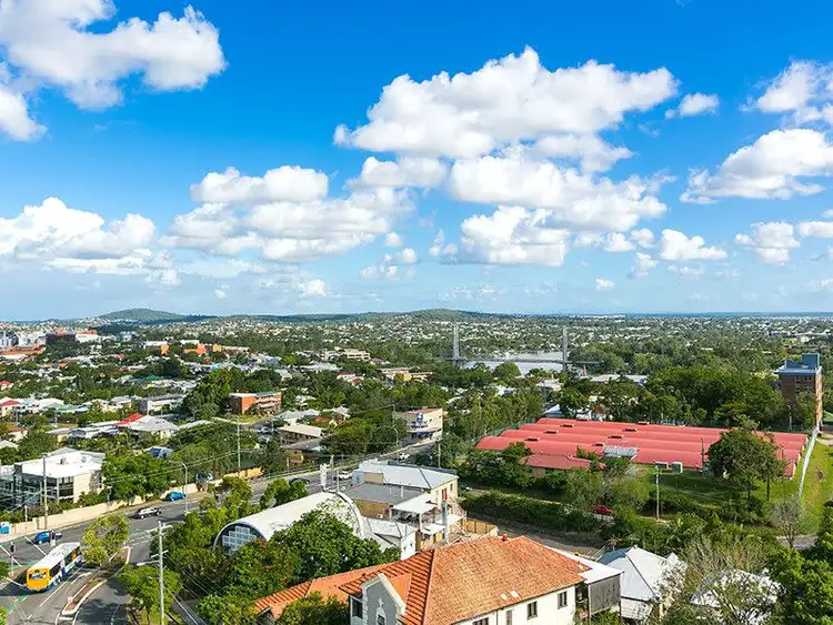 10F/182 Dornoch Terrace, Highgate Hill QLD 4101