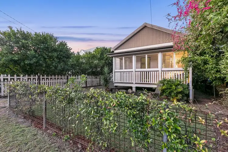 31 Waterview Avenue, Wynnum QLD 4178