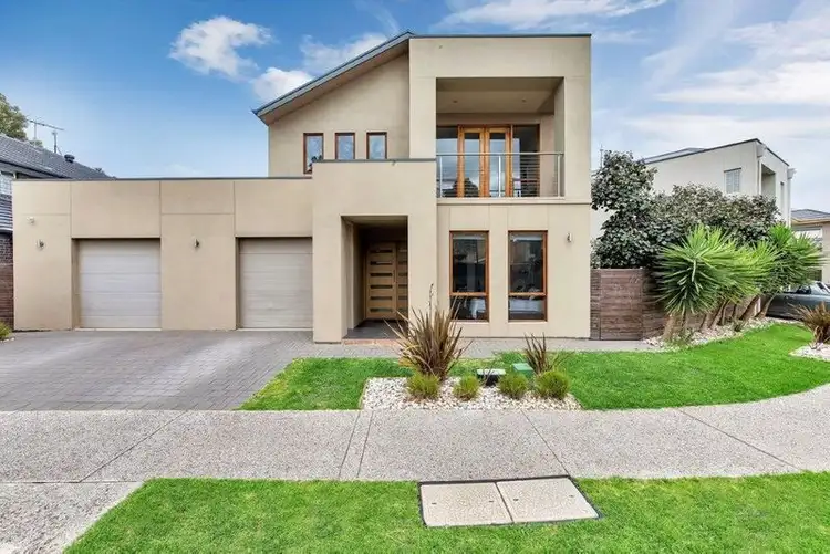 6 St Clair Avenue, Mawson Lakes SA 5095