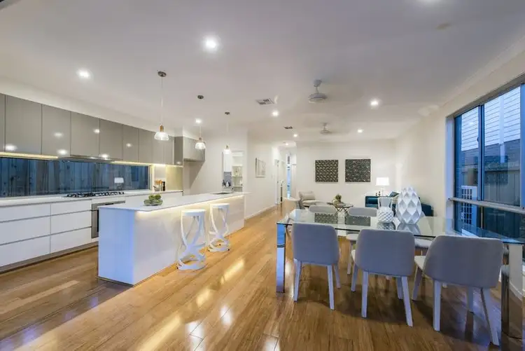 88 Stanley Road, Camp Hill QLD 4152