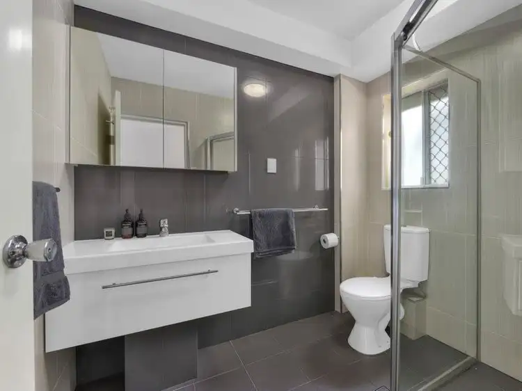 Main view of Homely apartment listing, 1/21 Edmondstone Street, Newmarket QLD 4051