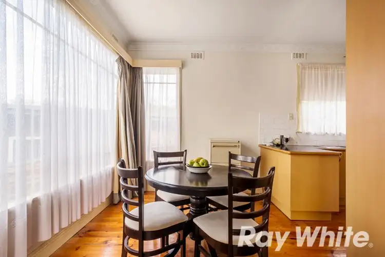 Third view of Homely house listing, 2 Kingsclere Street, Vermont VIC 3133