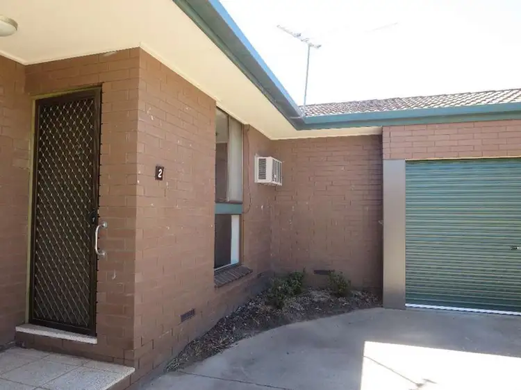 2/311 Moore Street, Lavington NSW 2641