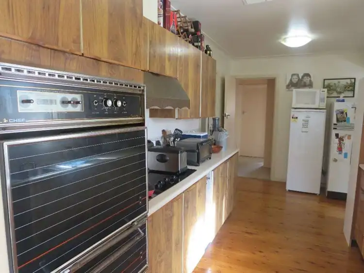 Sixth view of Homely house listing, 204 Gulpha Street, North Albury NSW 2640