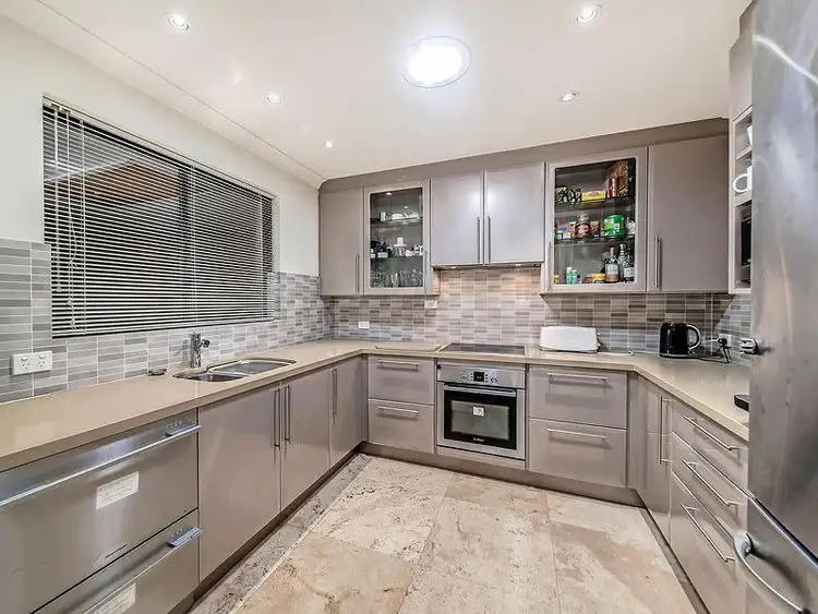 4/18 Davies Road, Claremont WA 6010