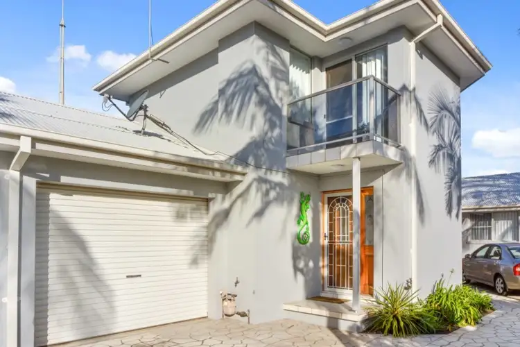 2/39 Terry Avenue, Warilla NSW 2528
