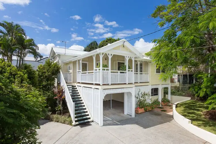 99 Elliott Street, Hawthorne QLD 4171