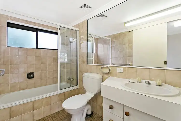Sixth view of Homely apartment listing, 5/15 Ada Street, Taringa QLD 4068