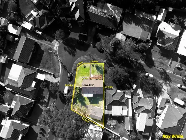 6 Toby Crescent, Panania NSW 2213