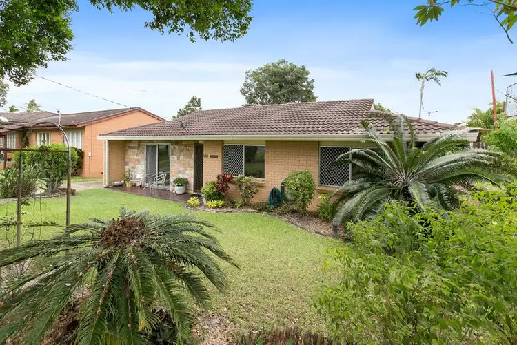 53 Regent Street, Wynnum West QLD 4178