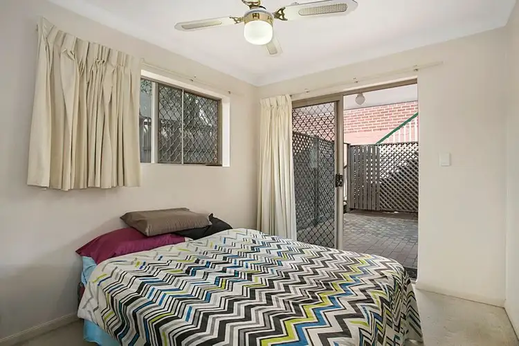 Fifth view of Homely apartment listing, 2/15 Lima Street, Auchenflower QLD 4066