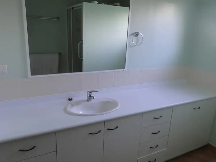 Sixth view of Homely house listing, 5 Pharlap Parade, Ooralea QLD 4740
