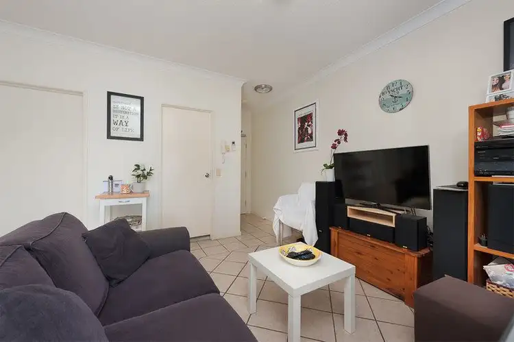 Fifth view of Homely apartment listing, 3/232 Boundary Street, West End QLD 4101